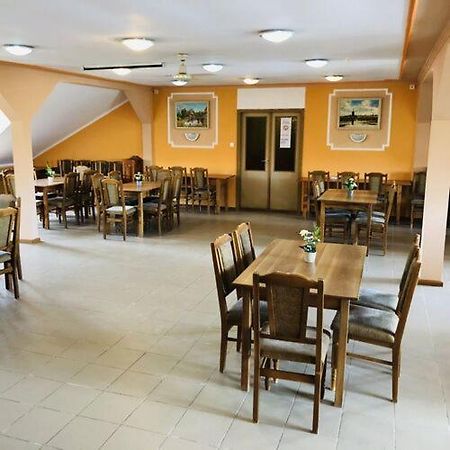 Cserki Panzio Balatonfőkajár Exteriör bild